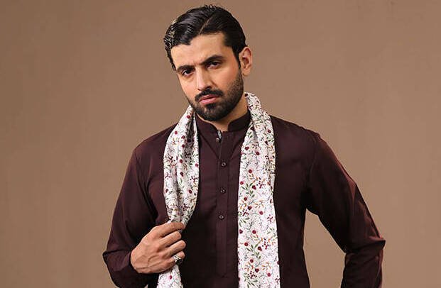 PLUM CASUAL KAMEEZ SHALWAR - Image 4