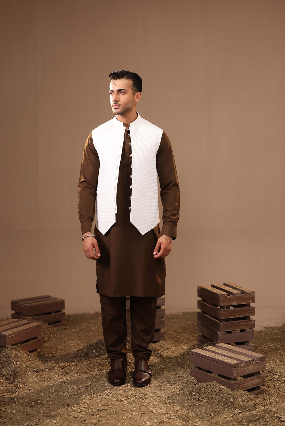 BROWN CASUAL KAMEEZ SHALWAR