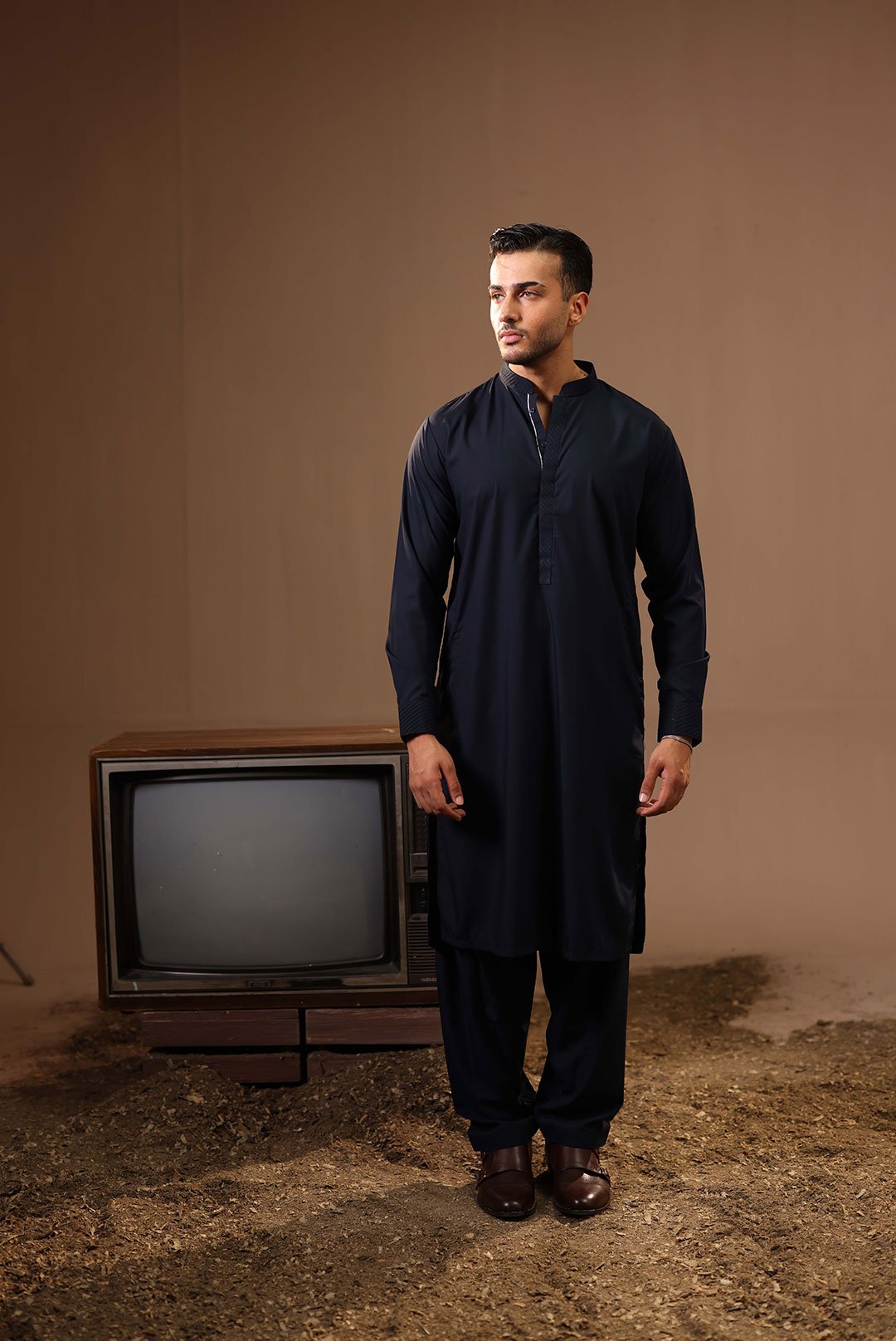 CLASSIC NAVY BLUE KAMEEZ SHALWAR