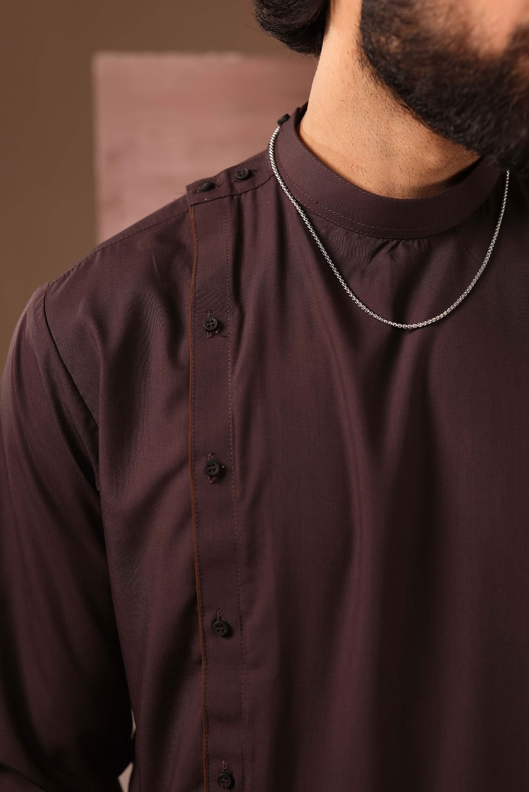 STYLISH PLUM KURTA TROUSERS - Image 2