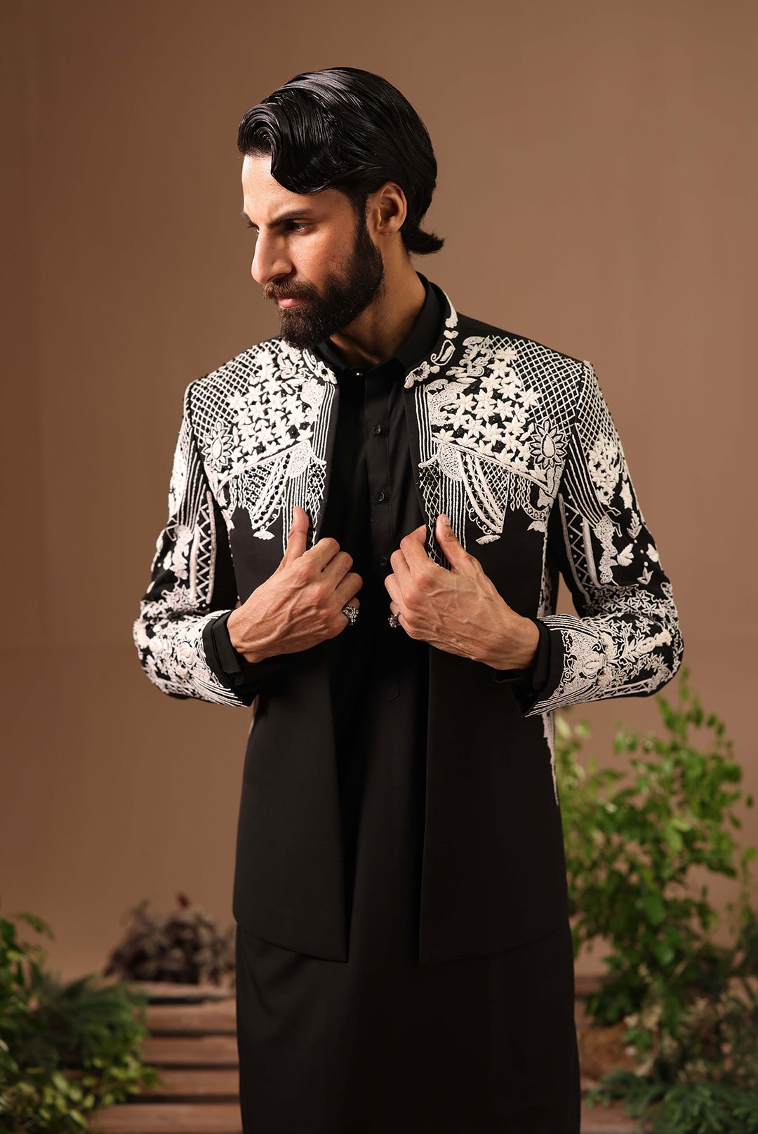 EMBELLISHED COAT - Image 4