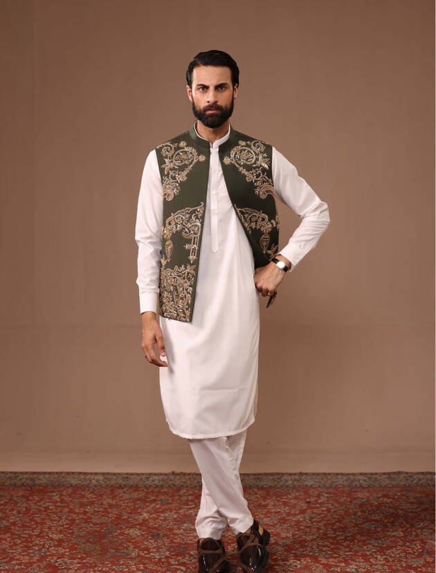 EMBELLISHED WAISTCOAT