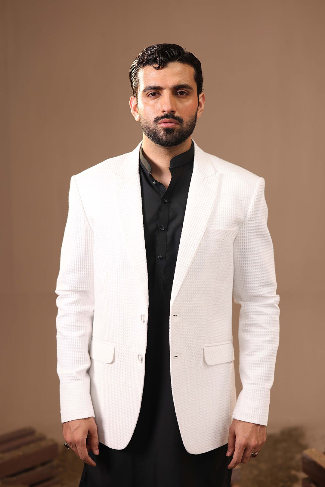 BLACK CASUAL KAMEEZ SHALWAR - Image 3