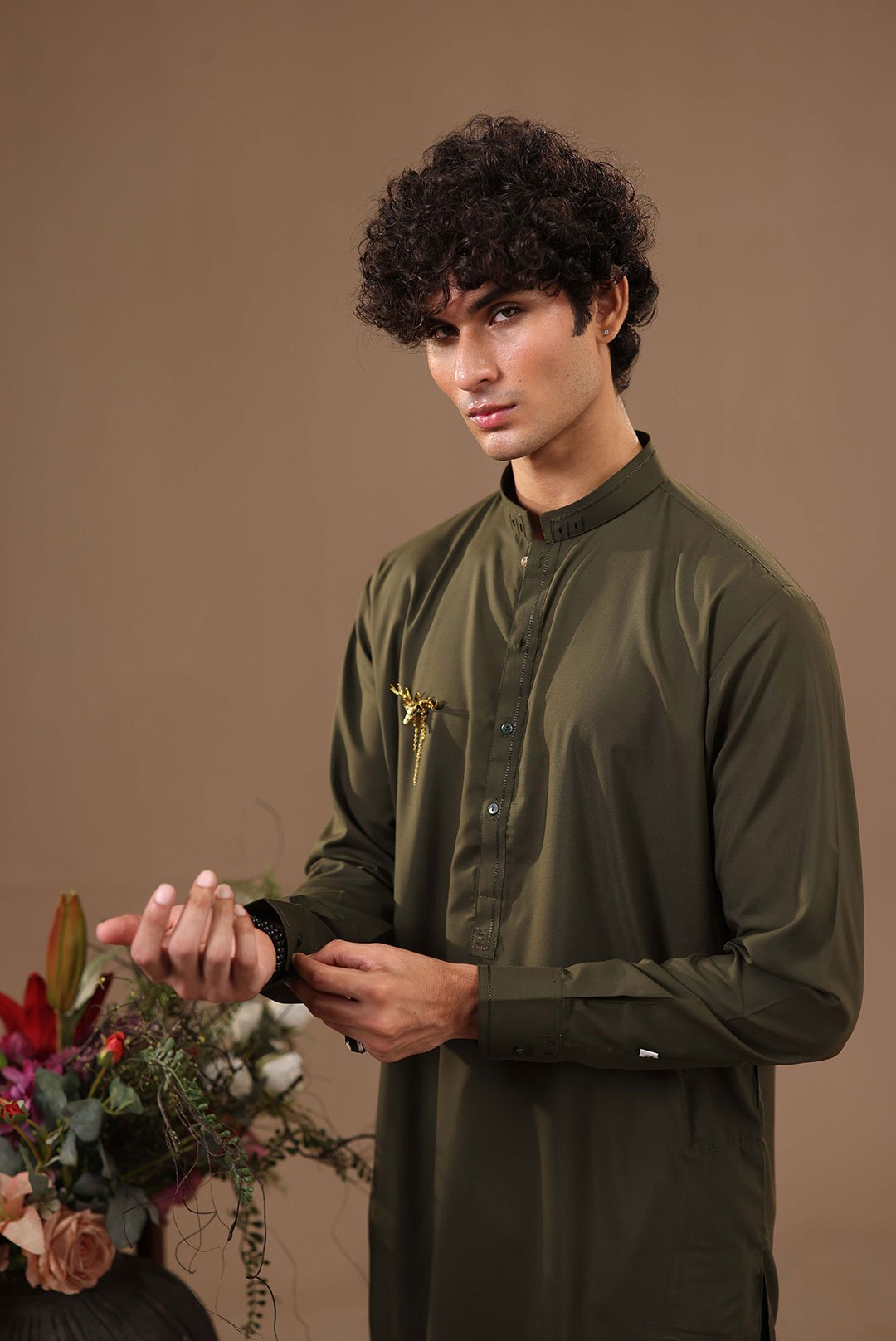 CLASSIC SEAWEED GREEN KAMEEZ SHALWAR - Image 4