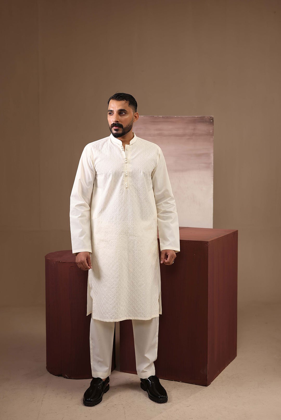 EMBROIDED KURTA SUIT