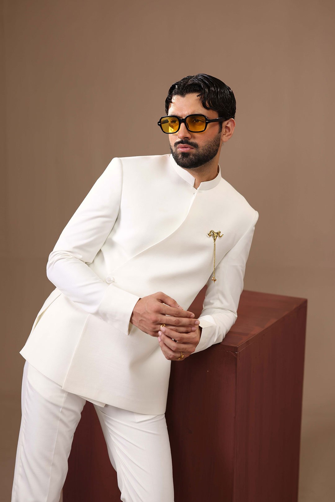 WHITE CLEAN CUT CO-ORD SET - Image 2