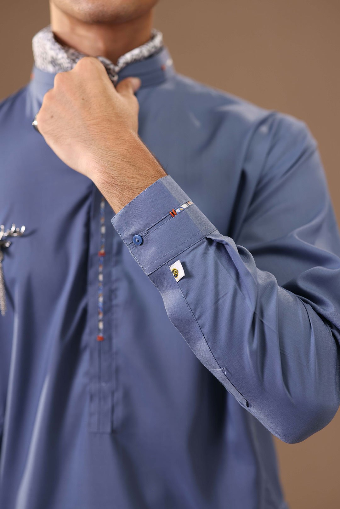 CLASSIC BLUE KAMEEZ SHALWAR - Image 4