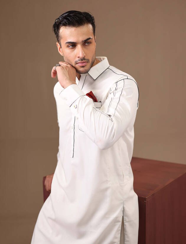 CLASSIC OFF-WHITE KAMEEZ SHALWAR