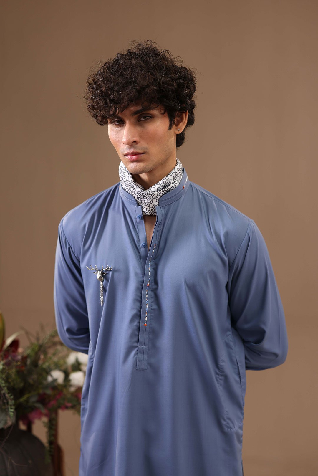 CLASSIC BLUE KAMEEZ SHALWAR - Image 2